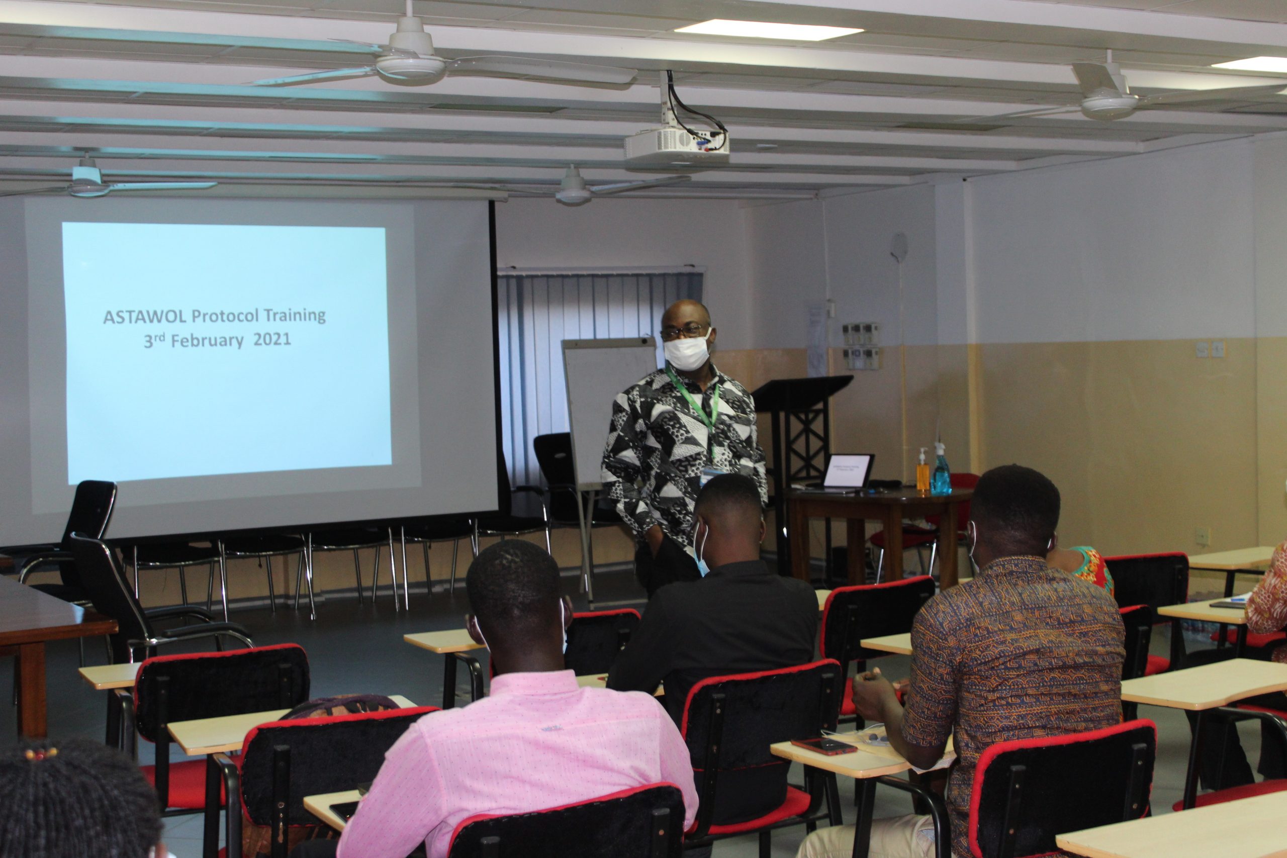 Professor Alexander Yaw Debrah, EDCTP Senior Research Fellow and the Principal Investigator for the ASTAWOL study, taking the research team through the ASTAWOL protocol to equip them for the task ahead.